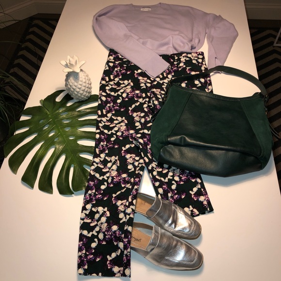 Banana Republic Pants - Banana Republic Sloan Pants - size 6. Perfect!